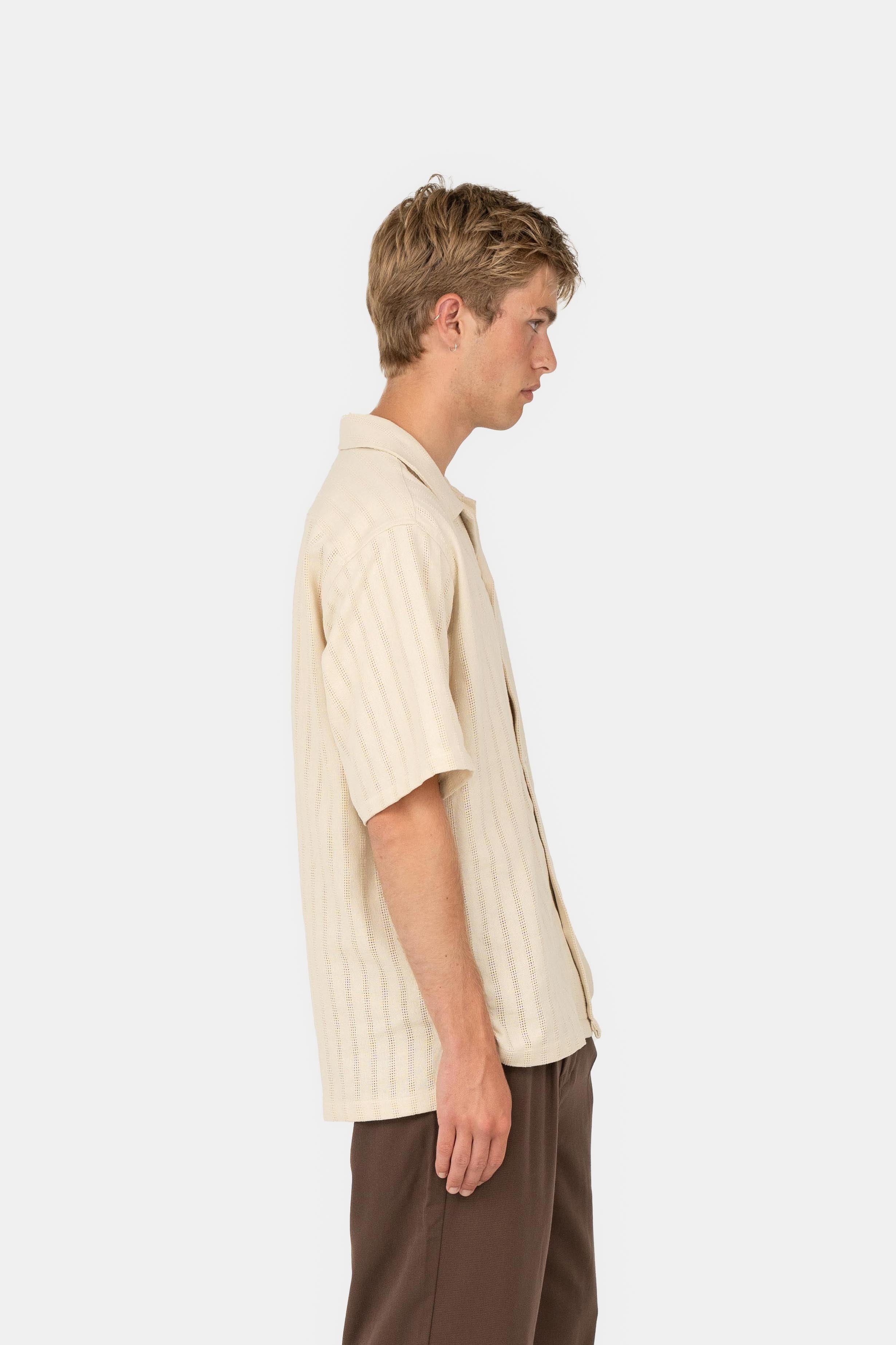 Kortärmad Stickad Skjorta Beige